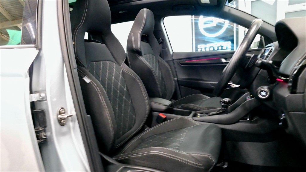 Used Skoda Karoq 2021 for sale - 77903176: Photo 3