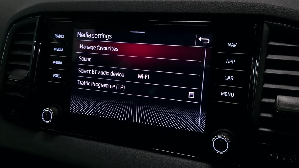 Used Skoda Karoq 2021 for sale - 77903176: Photo 35