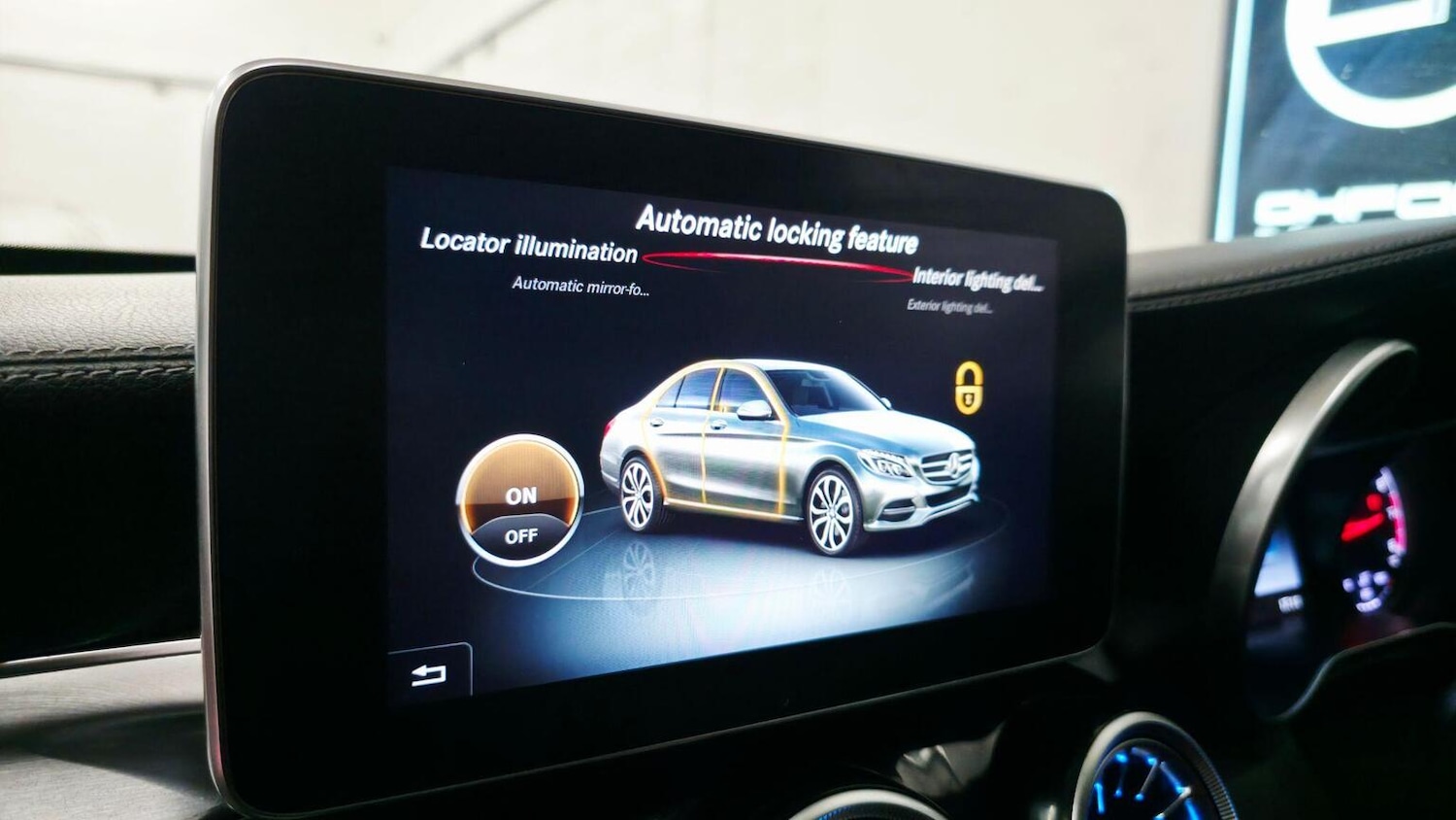 Used Mercedes-Benz C Class 2016 for sale - 77218154: Photo 37