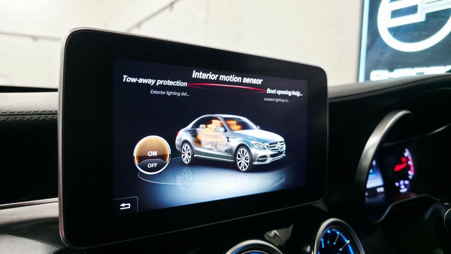 Used Mercedes-Benz C Class 2016 for sale - 77218154: Photo 40