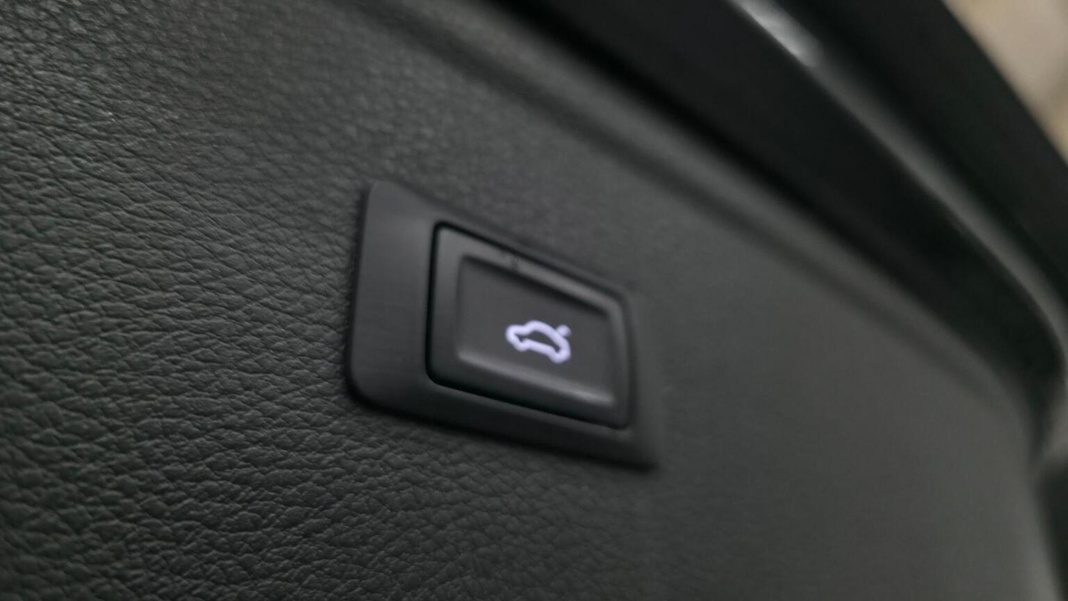 Used Audi Q5 2018 for sale - 77482291: Photo 50