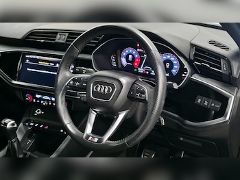 Used Audi Q3 2020 for sale - 78530667: Photo