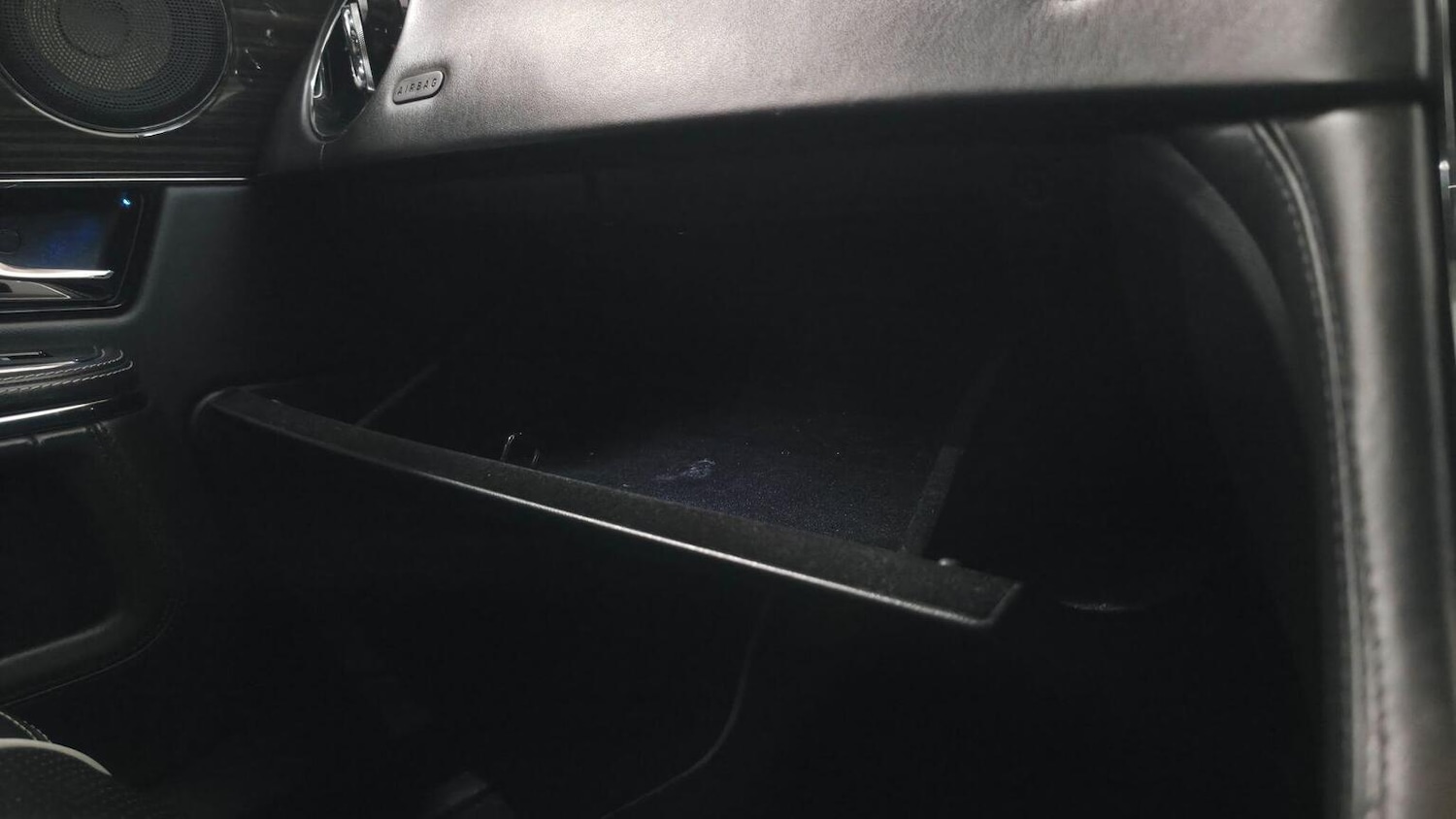 Used Jaguar XJ 2012 for sale - 77459918: Photo 32