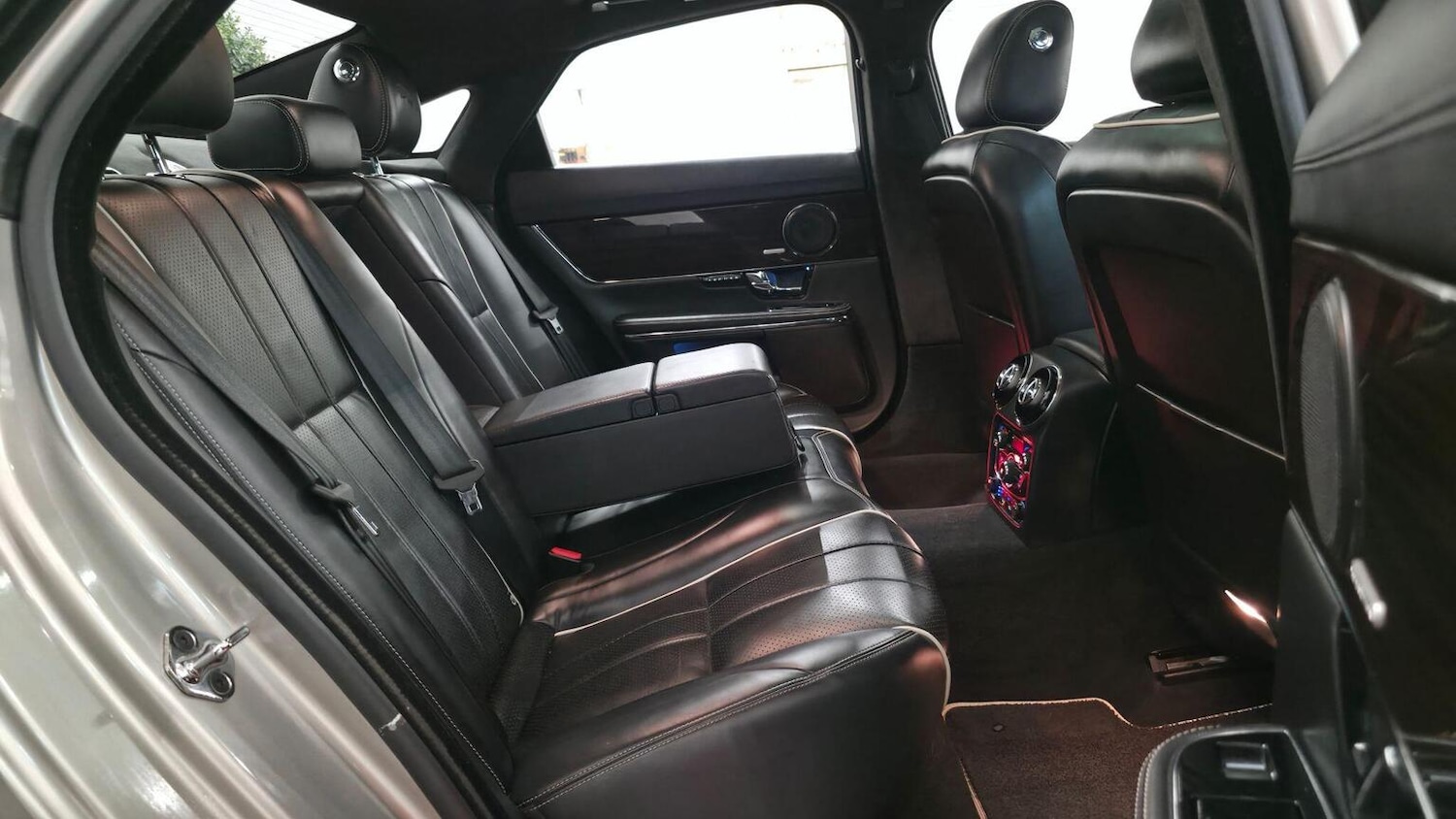 Used Jaguar XJ 2012 for sale - 77459918: Photo 44