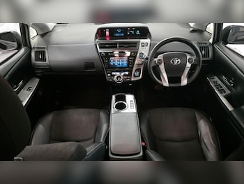 Used Toyota Prius+ 2019 for sale - 77241860: Photo