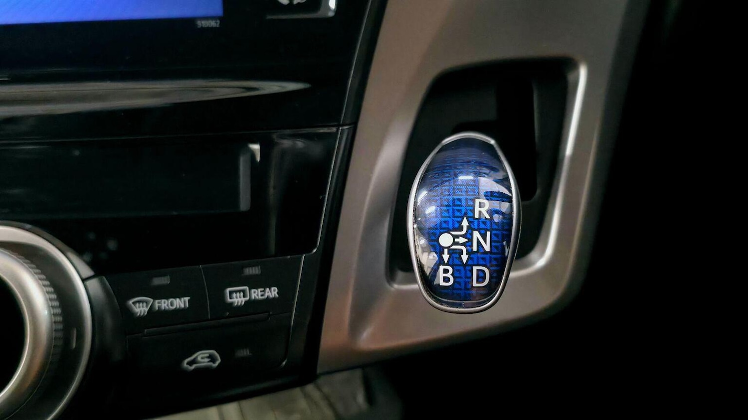 Used Toyota Prius+ 2019 for sale - 77218157: Photo 29