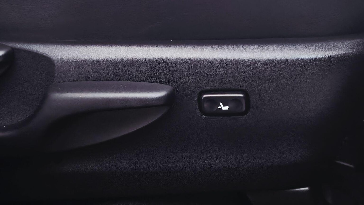 Used Toyota Prius+ 2019 for sale - 77218157: Photo 8