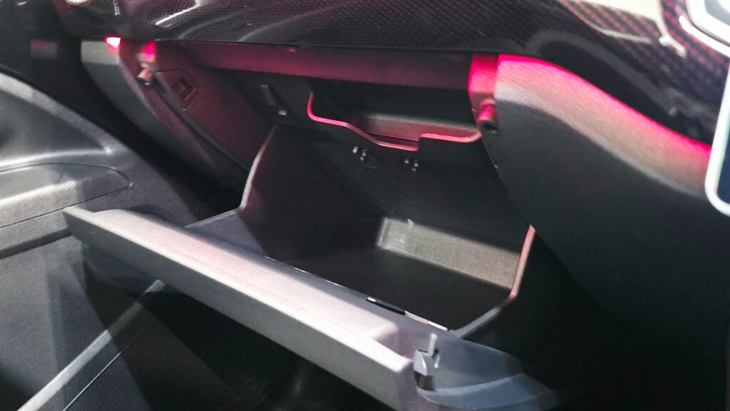 Used Volkswagen up! 2019 for sale - 77903175: Photo 42