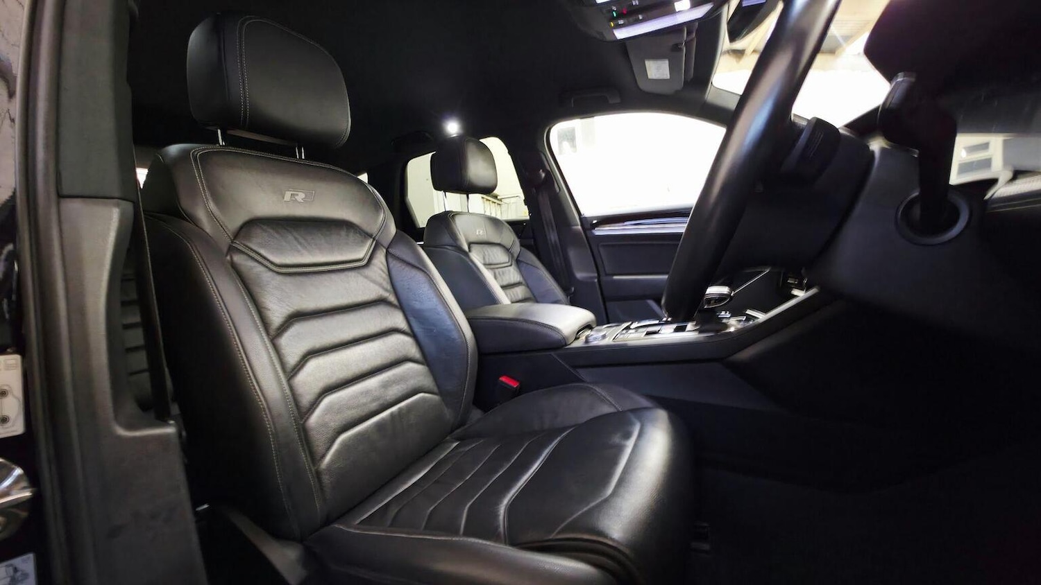 Used Volkswagen Touareg 2019 for sale - 77218146: Photo 14