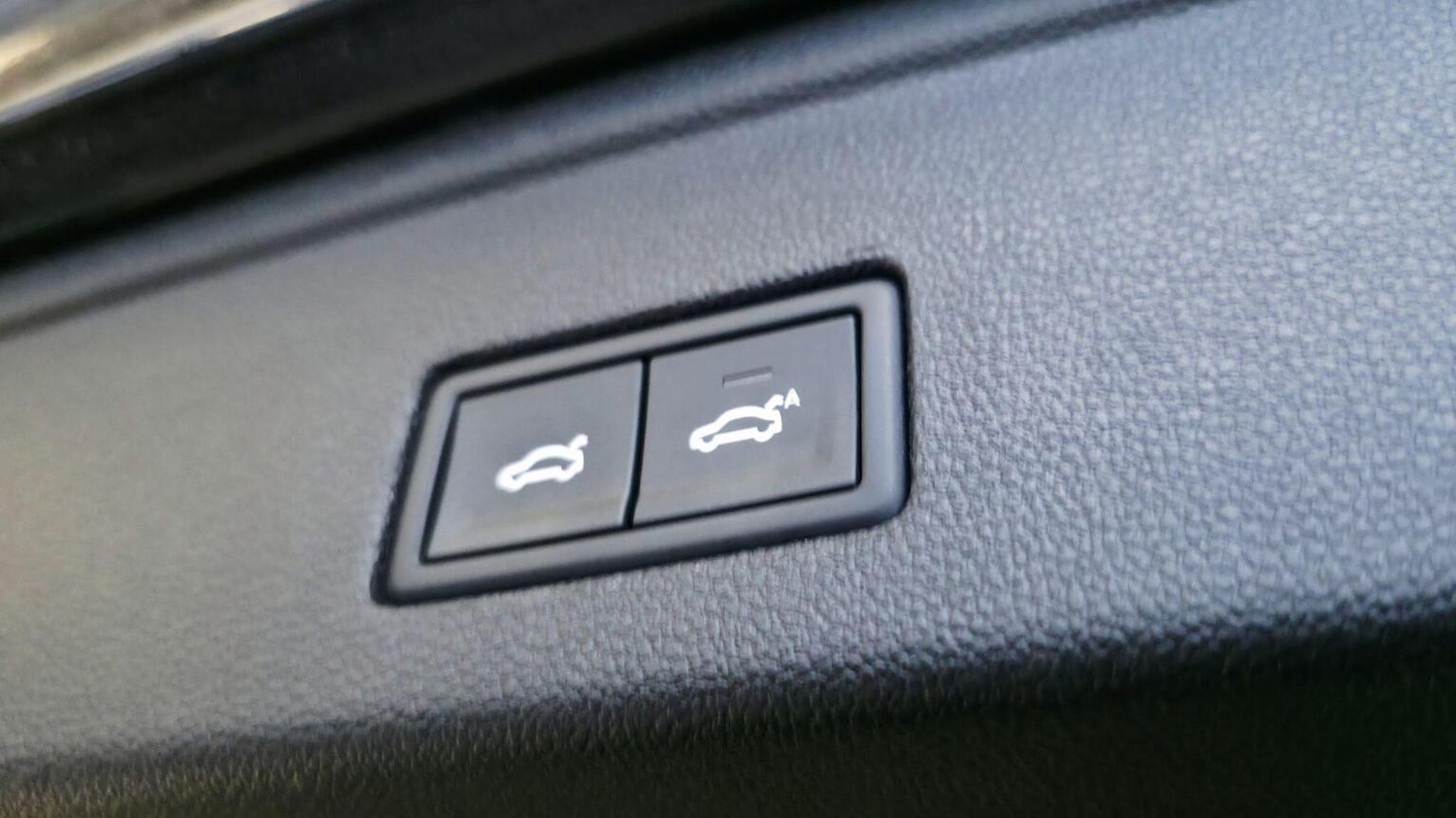 Used Volkswagen Touareg 2019 for sale - 77218146: Photo 52