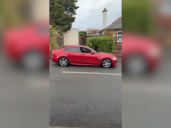 Used Jaguar XE 2017 for sale - 76449416: Photo