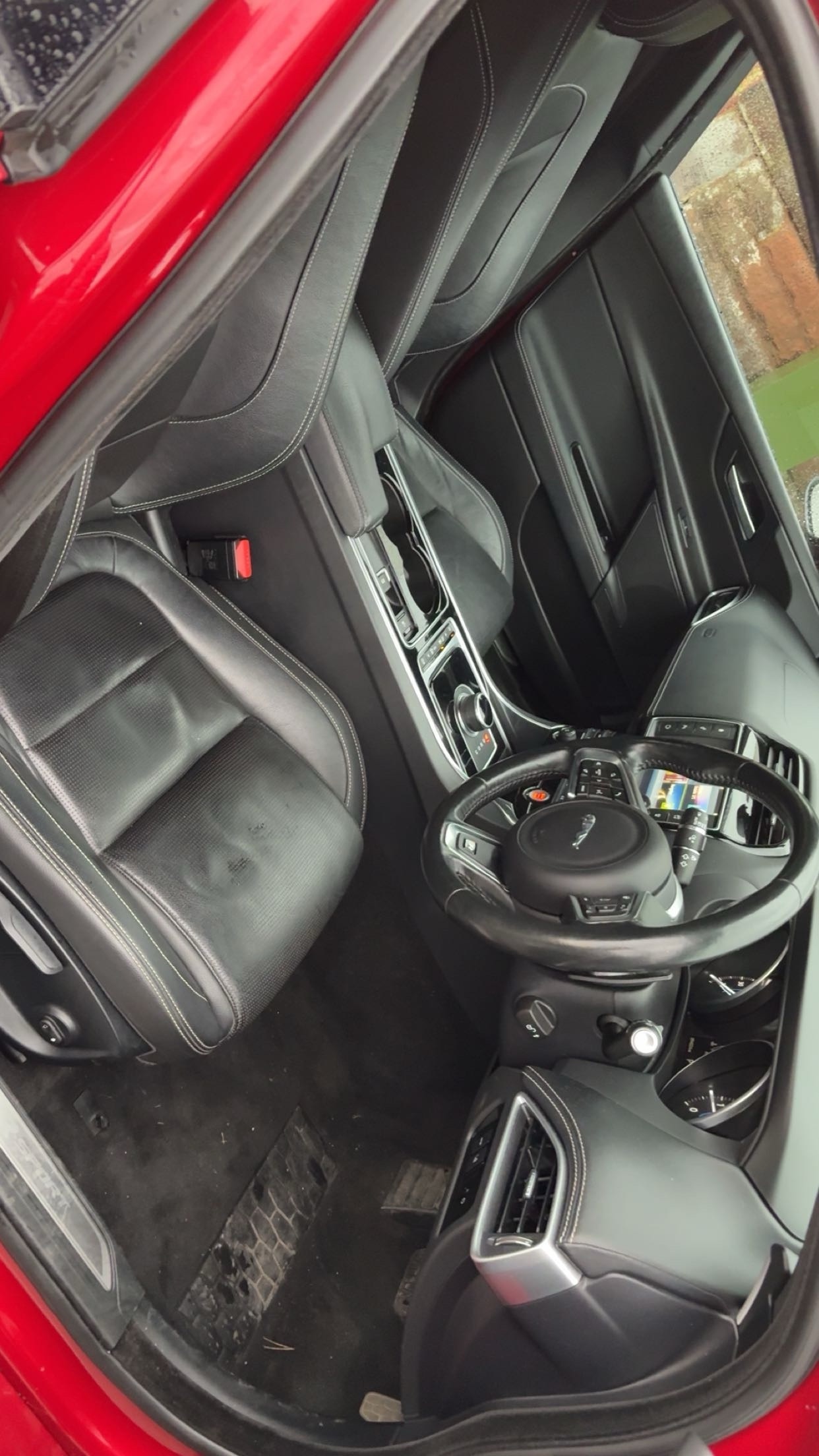 Used Jaguar XE 2017 for sale - 76449416: Photo 7