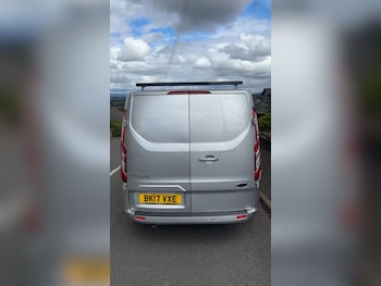 Used Ford Transit Custom 2017 for sale - 79583231: Photo