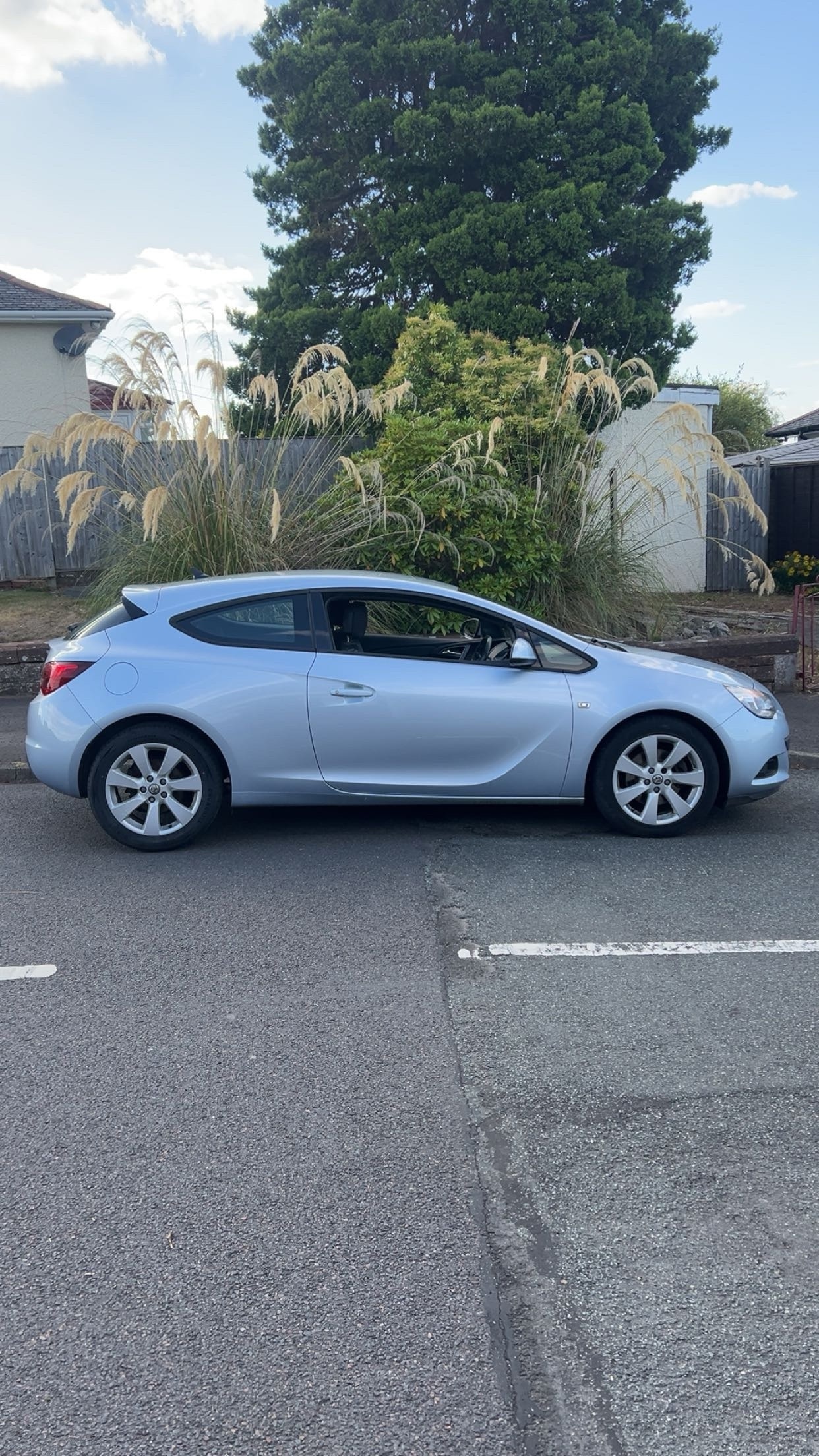 Used Vauxhall Astra GTC 2014 for sale - 76807333: Photo 3