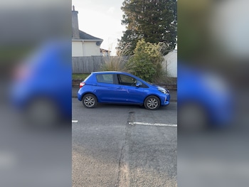 Used Toyota Yaris 2017 for sale - 77774536: Photo