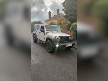 2009 (09) - 2.8 CRD Sahara Unlimited 4dr Auto