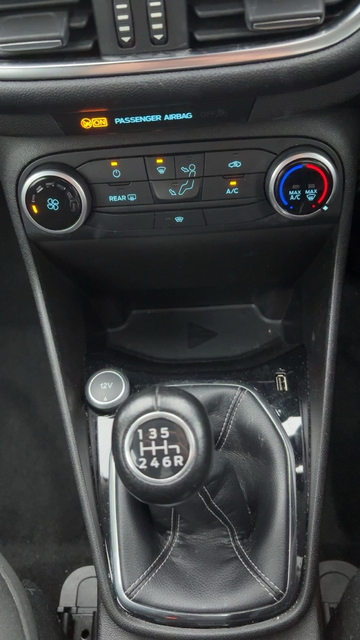 Used Ford Fiesta 2018 for sale - 76709208: Photo 11