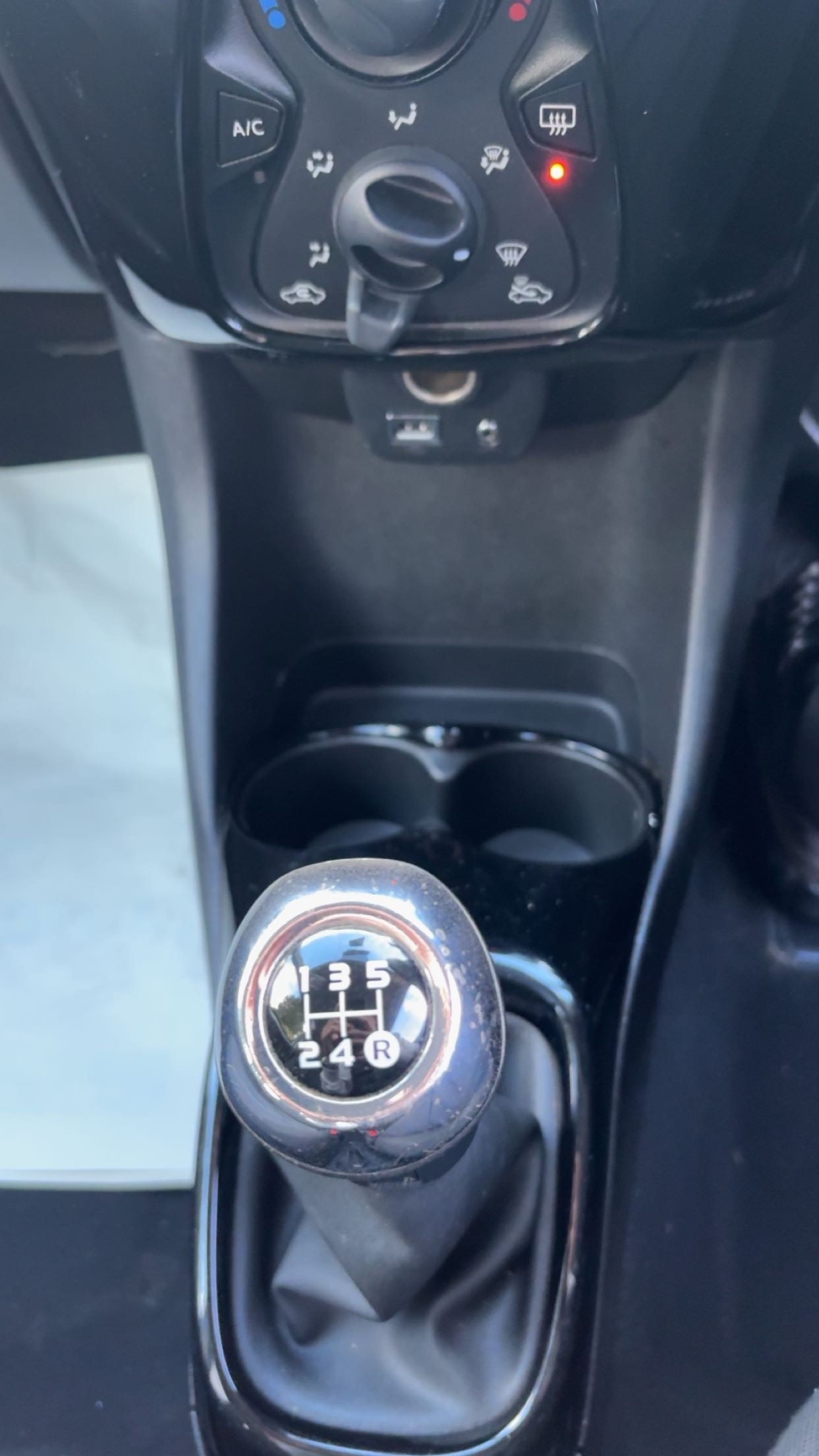 Used Peugeot 108 2017 for sale - 76807301: Photo 10