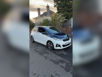 2017 (17) - 1.2 PureTech Allure 3dr