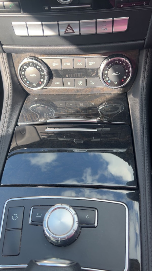 Used Mercedes-Benz CLS 2011 for sale - 75300190: Photo 11