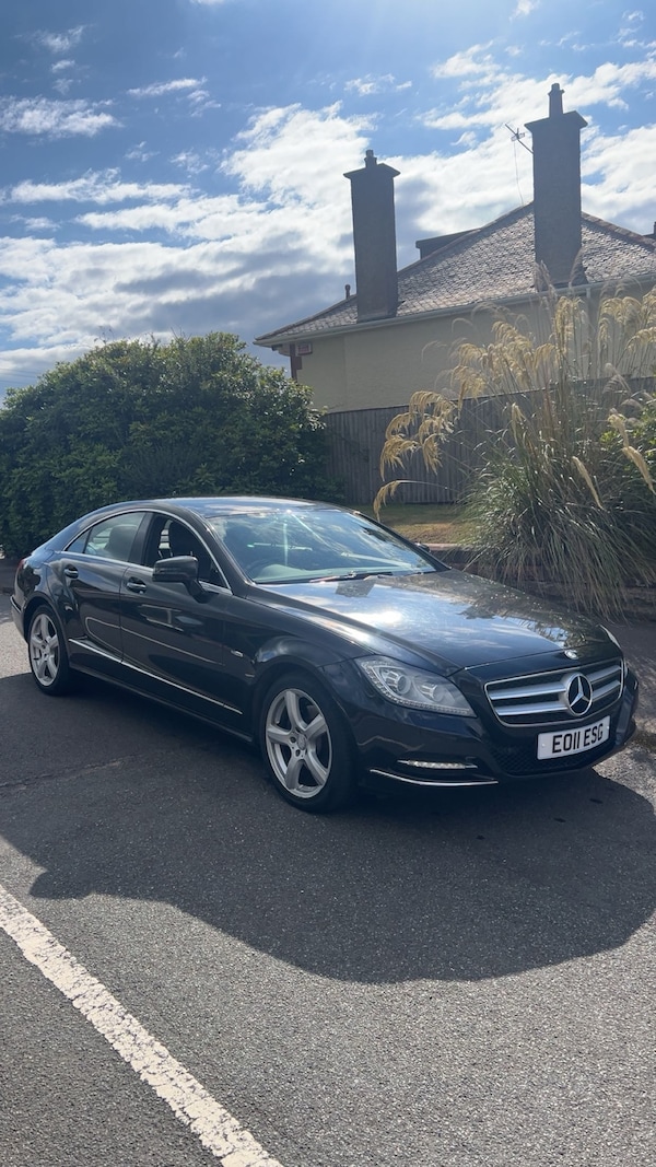Used Mercedes-Benz CLS 2011 for sale - 75300190: Photo 1