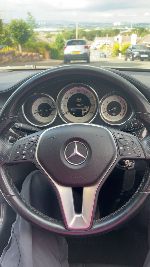 Used Mercedes-Benz CLS 2011 for sale - 75300190: Photo 9