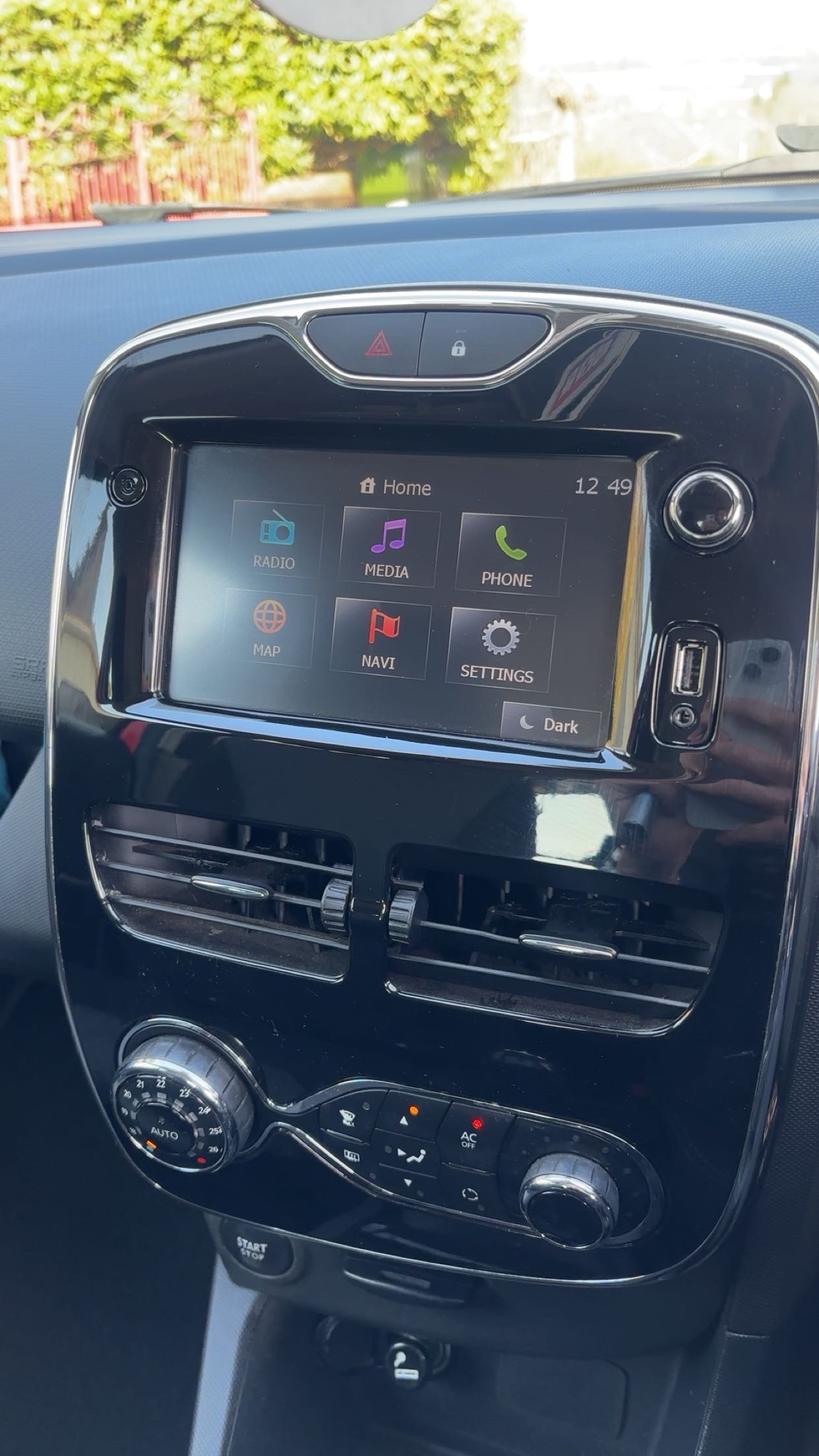 Used Renault Clio 2013 for sale - 78223029: Photo 10