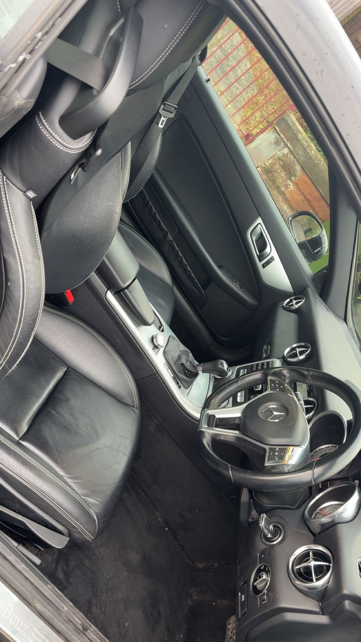 Used Mercedes-Benz SLK 2013 for sale - 76906375: Photo 6