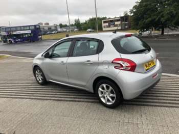 Used Peugeot 208 2014 for sale - 74760272: Photo