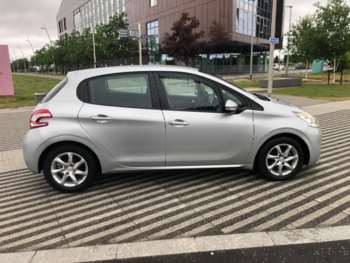 Used Peugeot 208 2014 for sale - 74760272: Photo