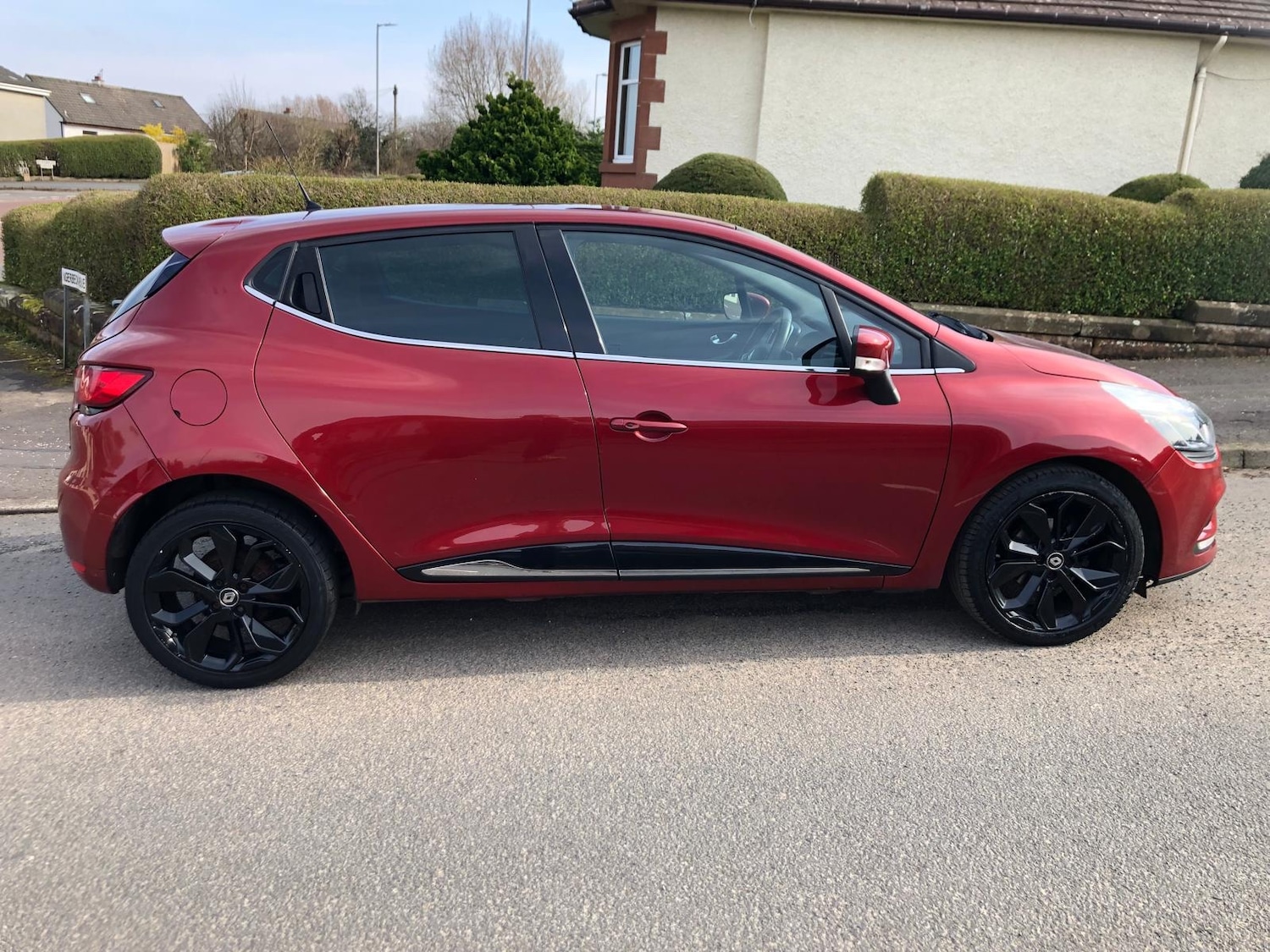 Used Renault Clio 2018 for sale - 78078821: Photo 3