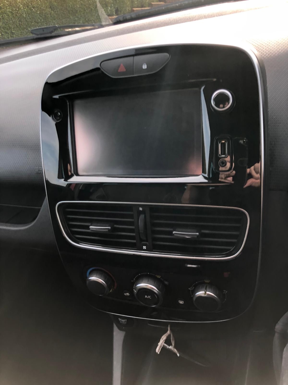 Used Renault Clio 2018 for sale - 78078821: Photo 9