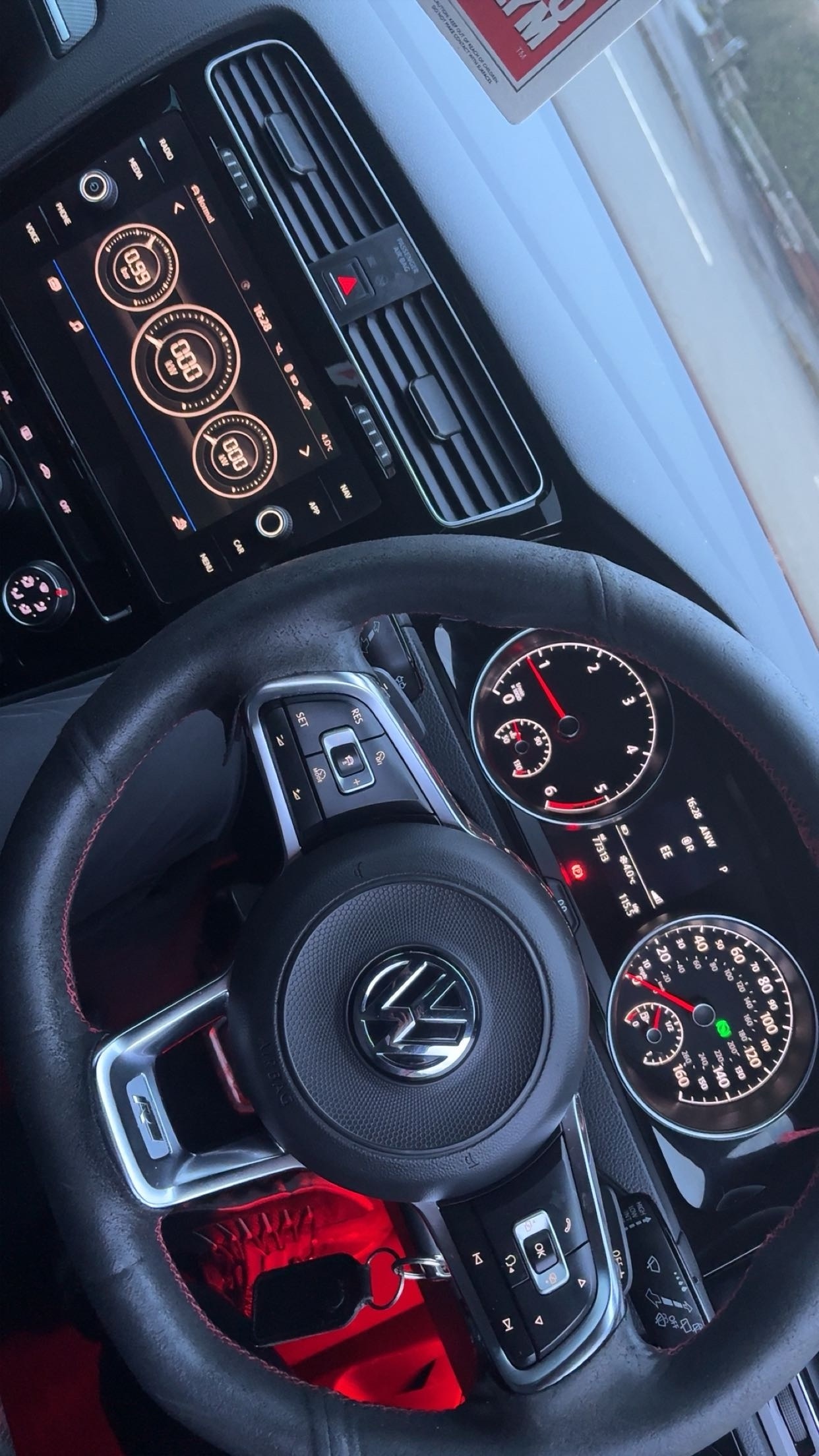 Used Volkswagen Golf 2017 for sale - 77337049: Photo 7