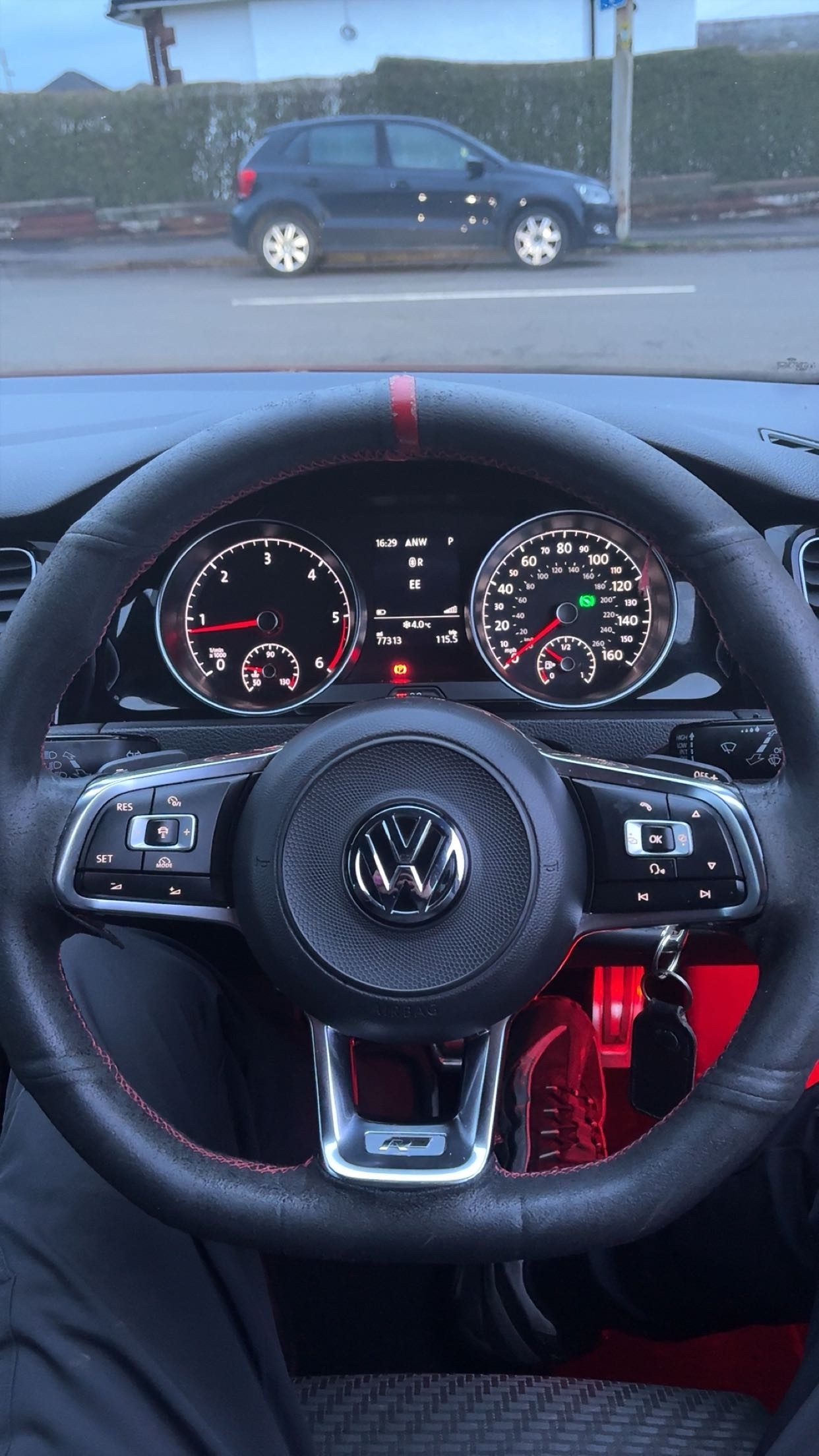 Used Volkswagen Golf 2017 for sale - 77337049: Photo 8