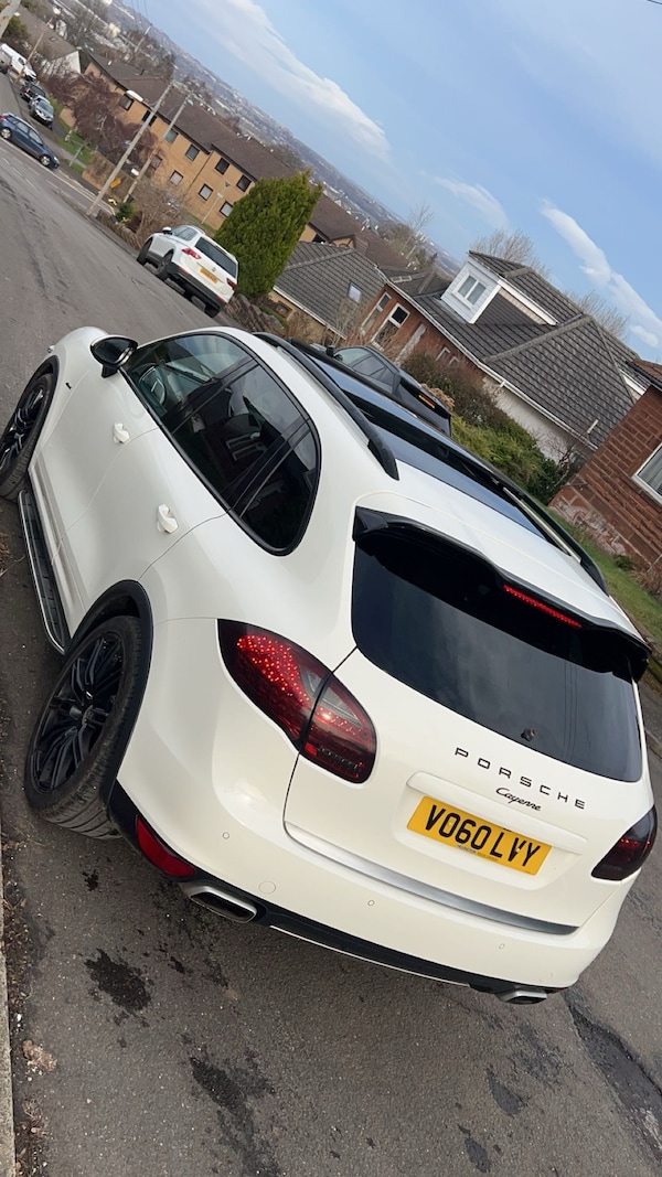 Used Porsche Cayenne 2010 for sale - 73969723: Photo 6