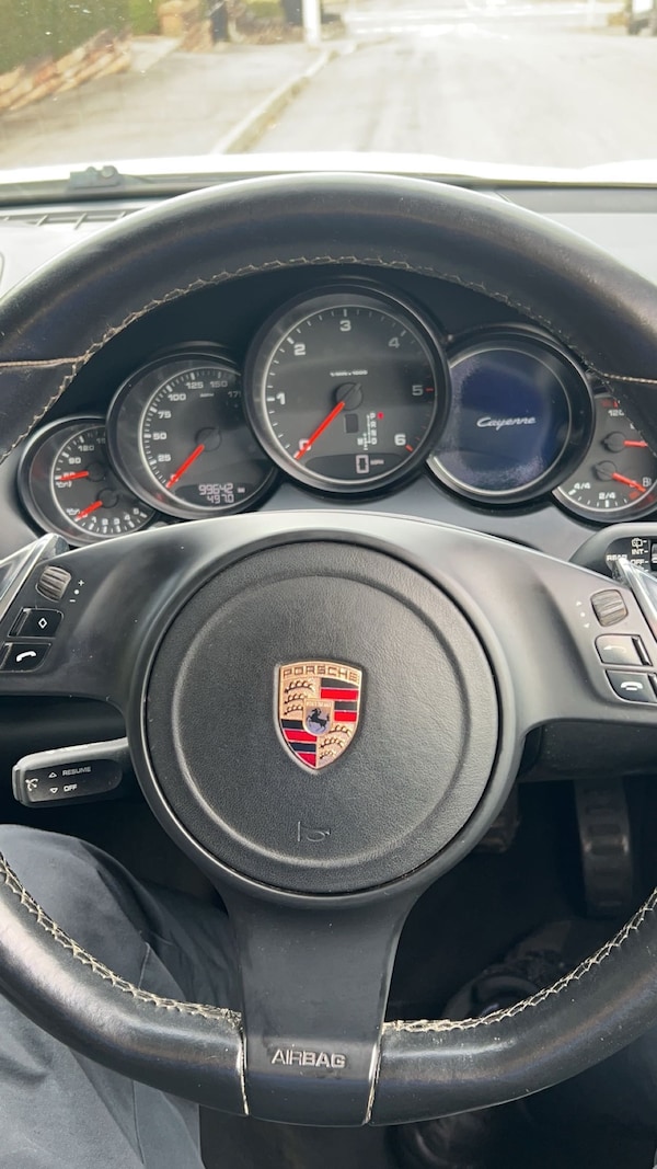 Used Porsche Cayenne 2010 for sale - 73969723: Photo 8