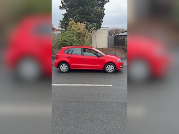 Used Volkswagen Polo 2015 for sale - 76808282: Photo