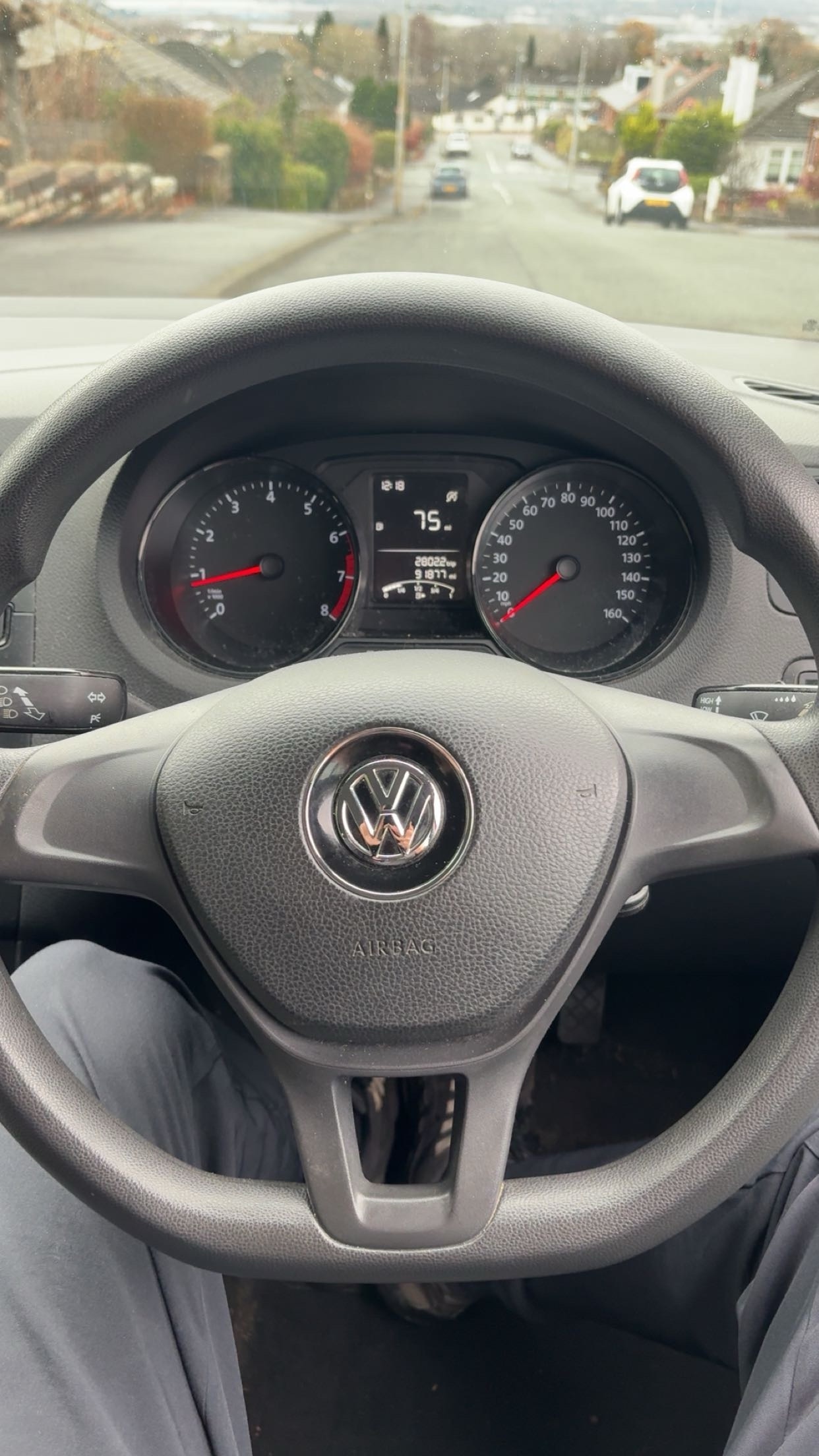 Used Volkswagen Polo 2015 for sale - 76808282: Photo 6