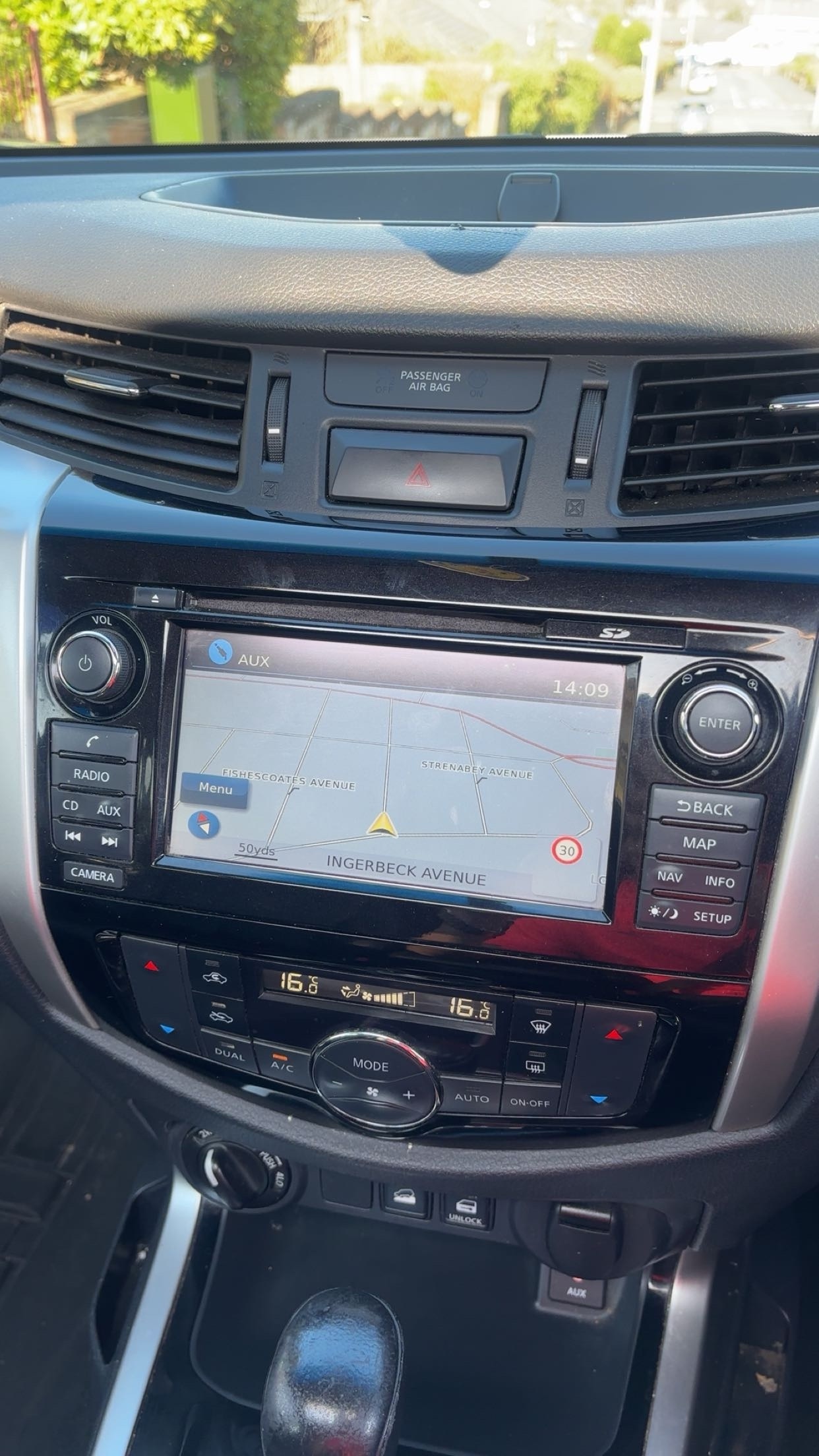 Used Nissan Navara 2018 for sale - 77983779: Photo 11