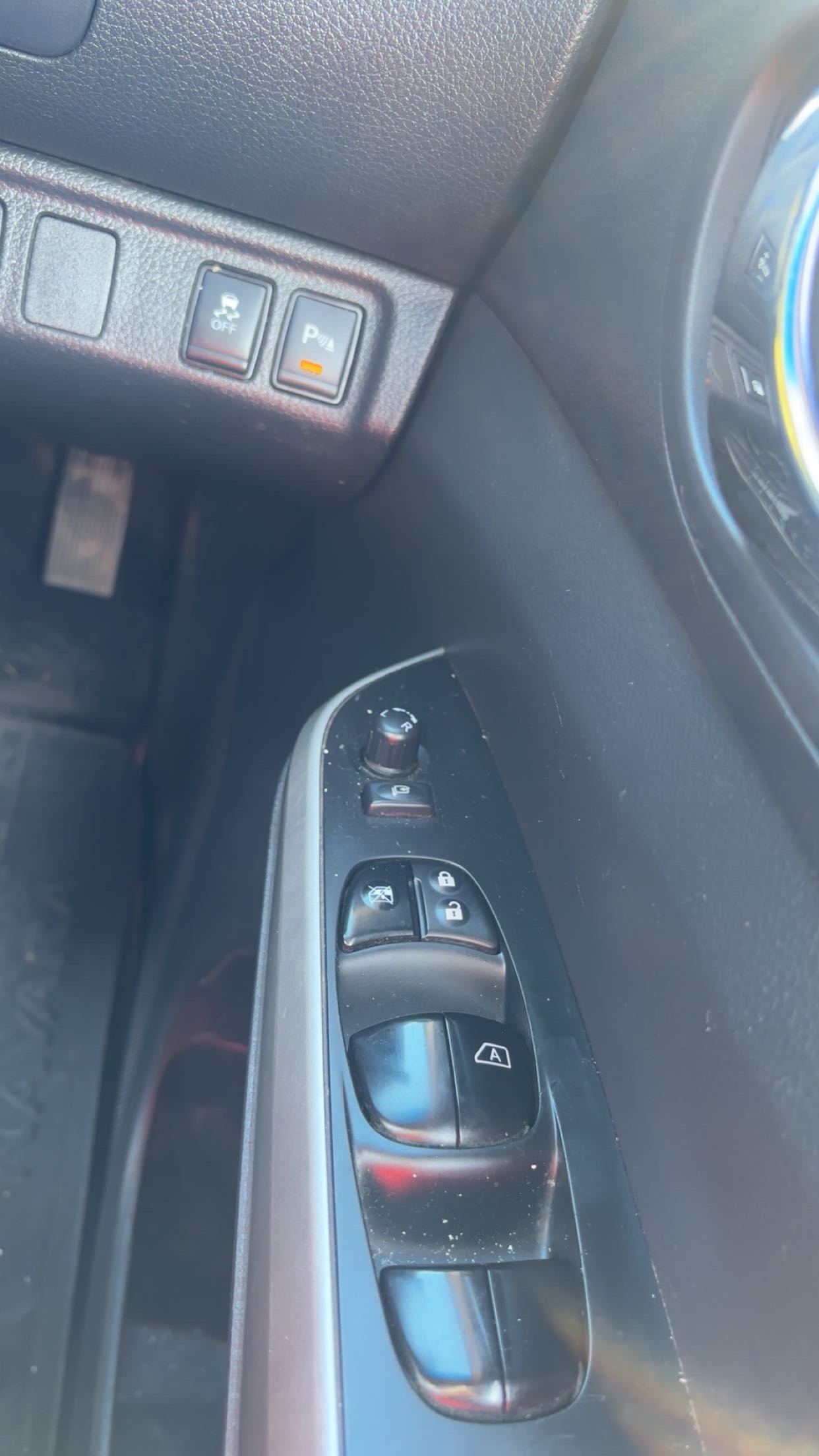 Used Nissan Navara 2018 for sale - 77983779: Photo 13