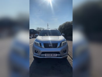 Used Nissan Navara 2018 for sale - 77983779: Photo