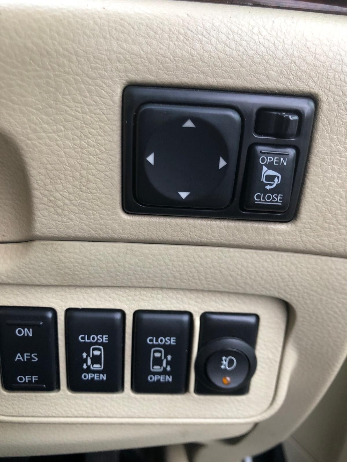 Used Nissan Elgrand 2016 for sale - 77244616: Photo 10