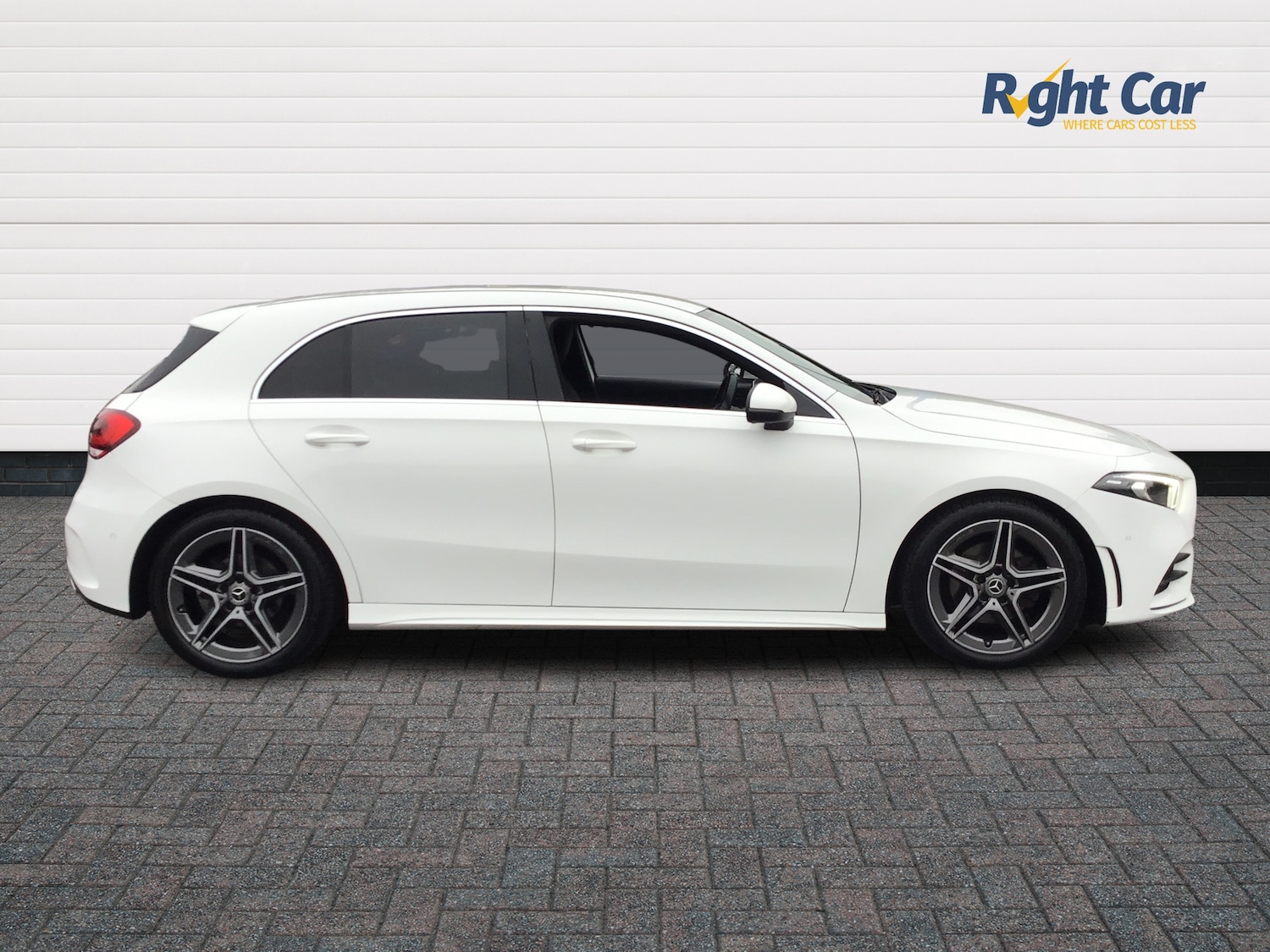 Used Mercedes-Benz A-Class 2020 for sale - 76458696: Photo 4