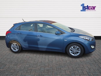 Used Hyundai i30 2015 for sale - 77205777: Photo