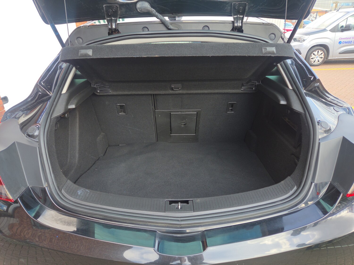 Used Vauxhall Astra GTC 2017 for sale - 77885494: Photo 9