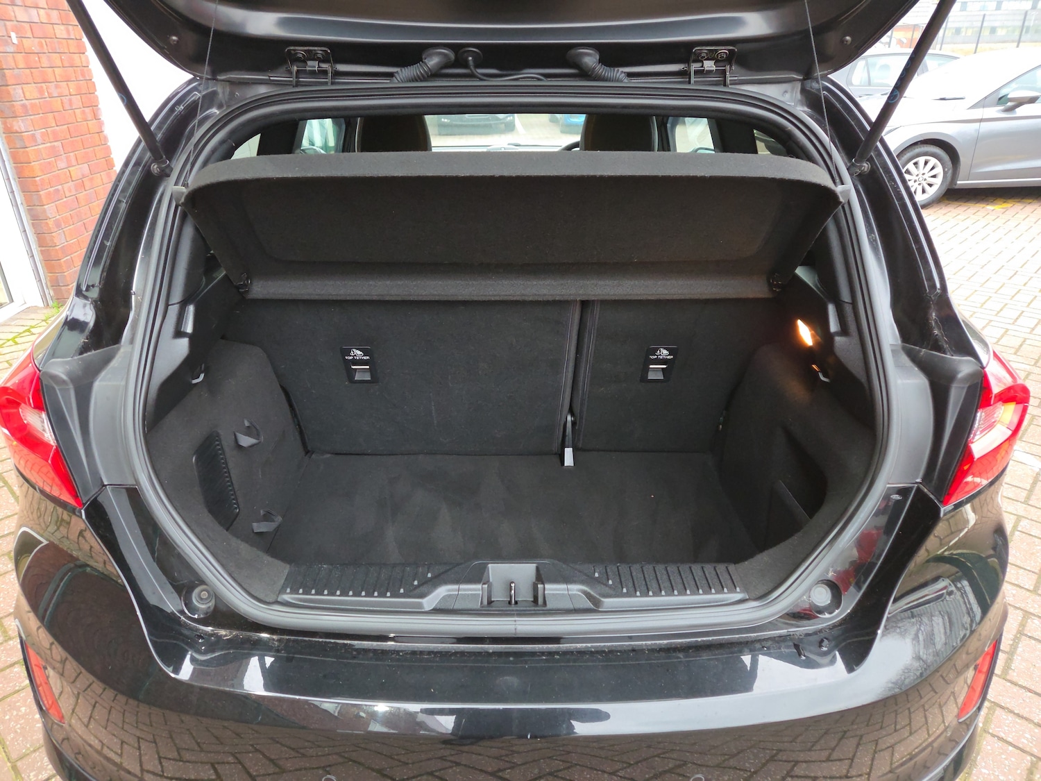 Used Ford Fiesta 2018 for sale - 77373117: Photo 9