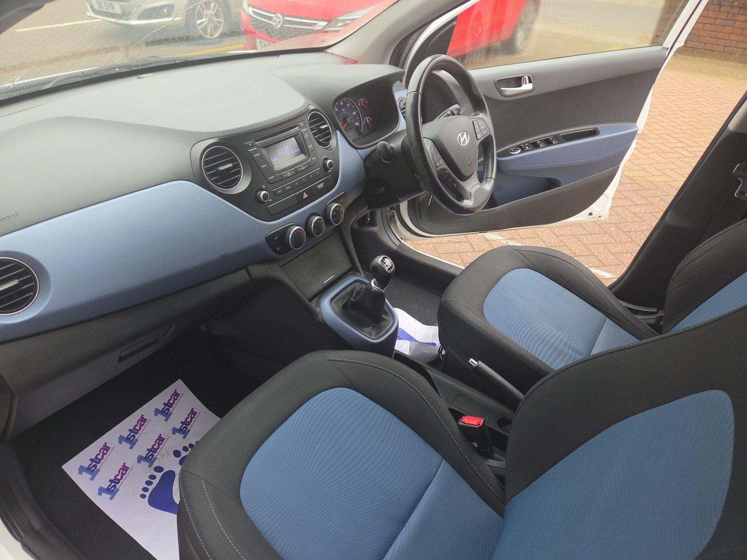 Used Hyundai i10 2014 for sale - 77786291: Photo 2