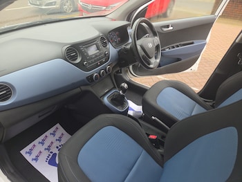 Used Hyundai i10 2014 for sale - 77786291: Photo