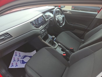 Used Volkswagen Polo 2018 for sale - 77660455: Photo