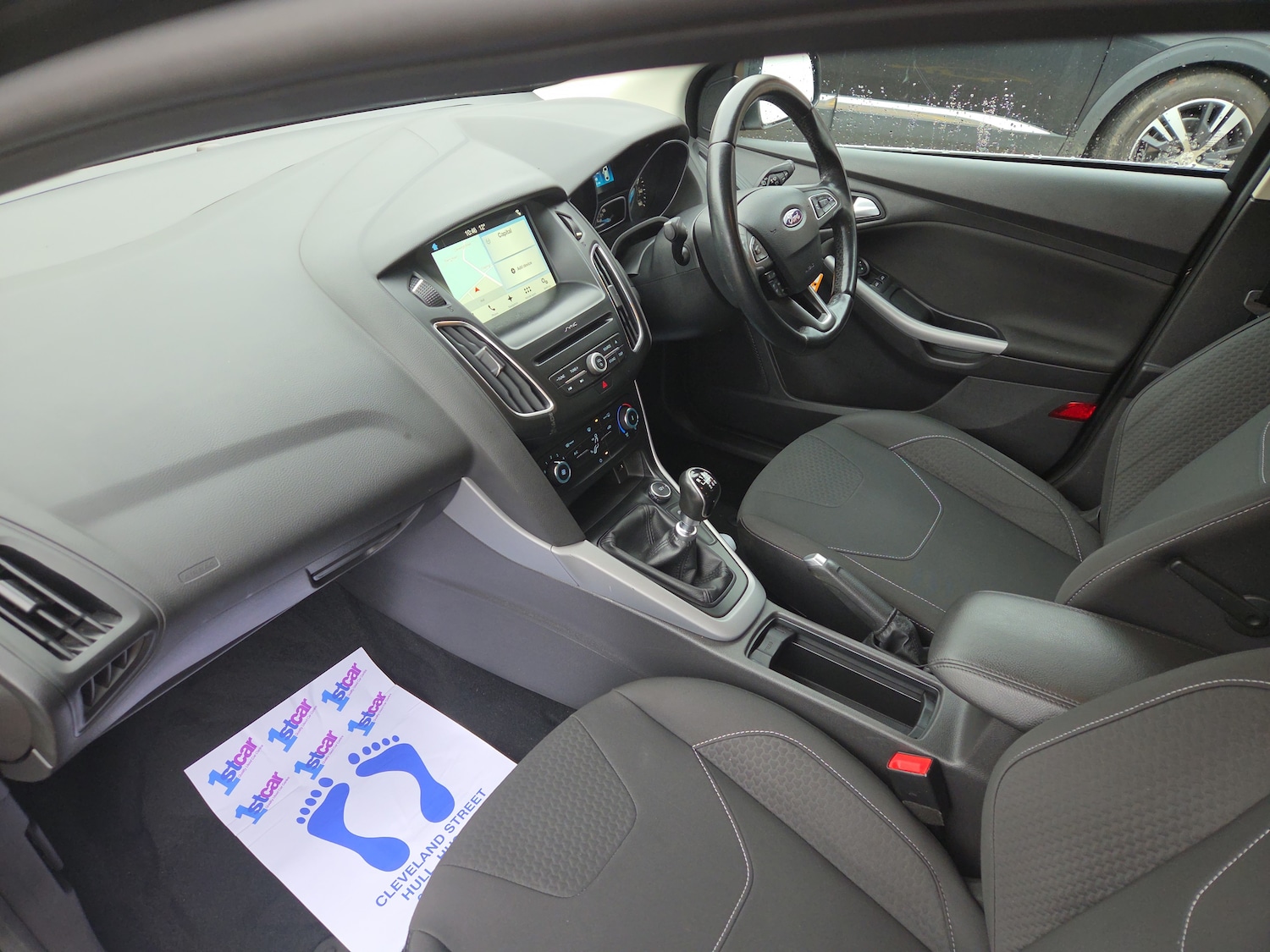 Used Ford Focus 2017 for sale - 76563388: Photo 2